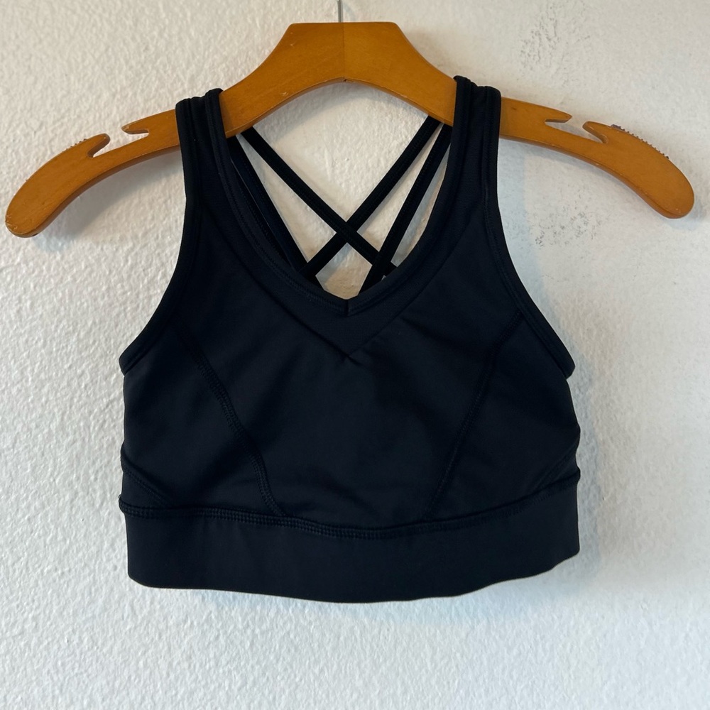 LuLuLemon Crisscross Back Black Sports Bra Size 2
